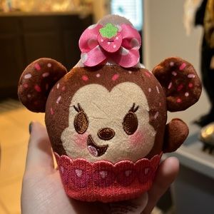 Minnie Mouse Strawberry Cupcake Disney Munchling